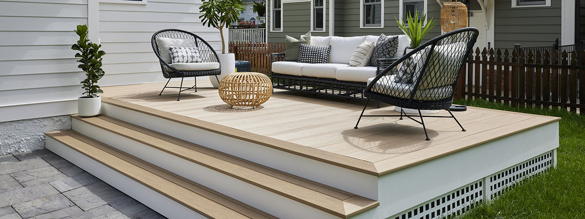 Hogarmania Deck Ideas: Simple Designs for Your Outdoor Space